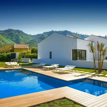 Ferienwohnung Fuer 6 Personen Ca 75 Qm In Cefalu, Sizilien Nordkueste Von Sizilien - B59143 * Cefalu