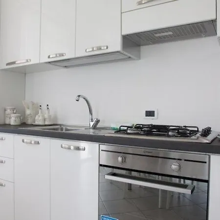 Apartment Ferienwohnung Fuer 6 Personen Ca 75 Qm In Cefalu, Sizilien Nordkueste Von Sizilien - B59143 *